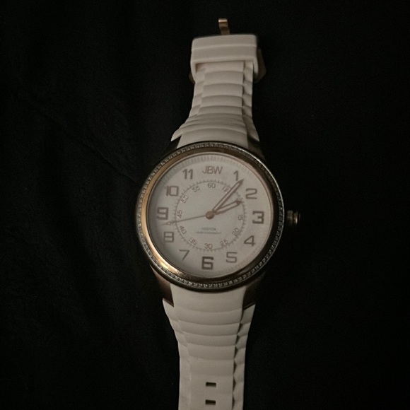 Diamond Luxury Watch w/white band, Swiss Movement Water Resistant Mint Condition - Picture 1 of 3